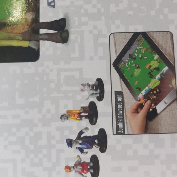 New in package Zombie BurBz Avanue. APPGEAR - Picture 3 of 7